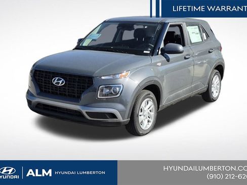 New 2026 Hyundai Venue SE FWD image 1