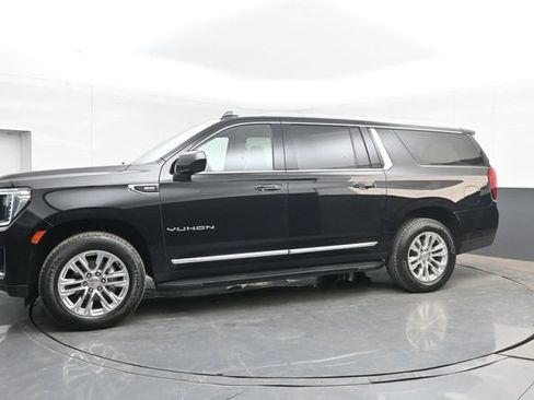 Used 2023 GMC Yukon XL SLT AWD/4WD image 11