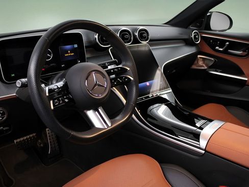 Used 2024 Mercedes-Benz C 300 Sedan image 14