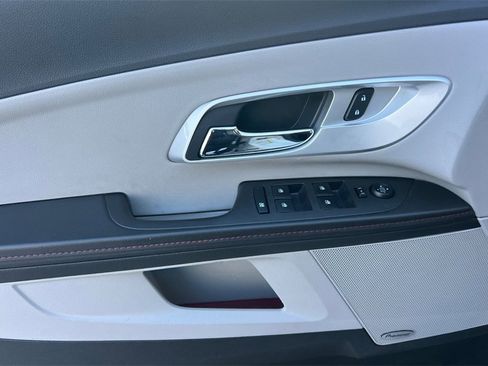 Used 2014 Chevrolet Equinox LTZ image 10