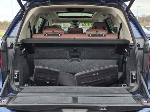 Used 2020 BMW X7 xDrive40i w/ Premium Package image 22