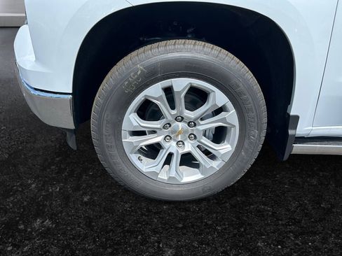 New 2026 Chevrolet Silverado 1500 LTZ w/ Technology Package RWD image 9