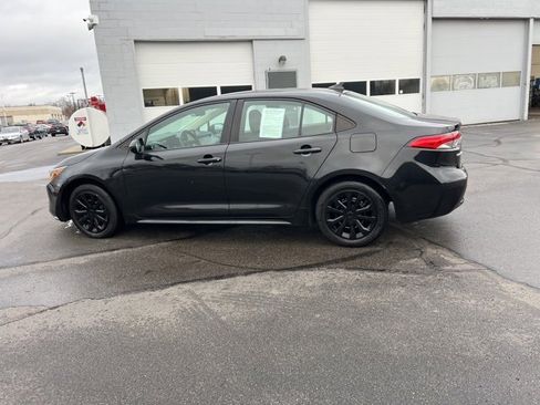 Used 2022 Toyota Corolla LE image 14