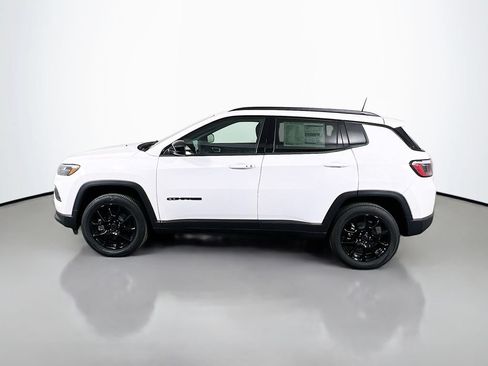 New 2026 Jeep Compass Latitude AWD/4WD image 4