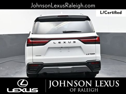 Certified 2025 Lexus LX 700h Luxury w/ Appearance Package AWD/4WD image 8