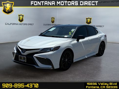 Used 2022 Toyota Camry XSE w/ Navigation Upgrade Package FWD image 1