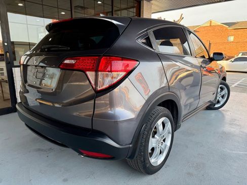 Used 2016 Honda HR-V LX image 5
