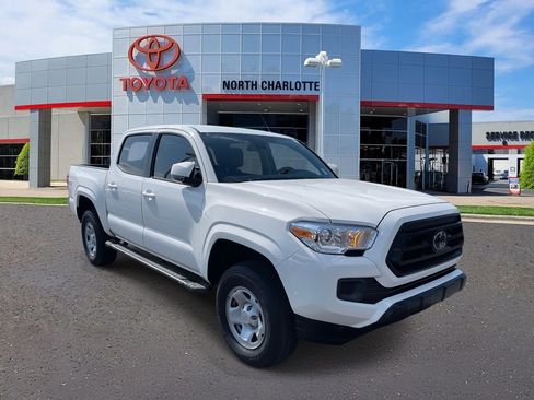 Used 2021 Toyota Tacoma SR w/ SR Convenience Package image 1