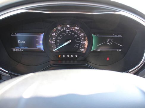 Used 2020 Ford Fusion SE AWD/4WD image 14