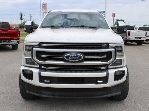 Used 2020 Ford F250 Platinum w/ FX4 Off-Road Package AWD/4WD image 2