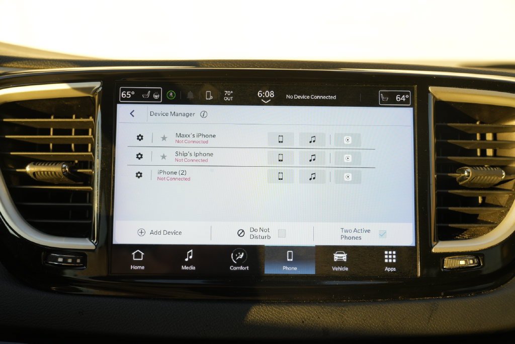 Used 2023 Chrysler Pacifica Touring-L FWD image 47
