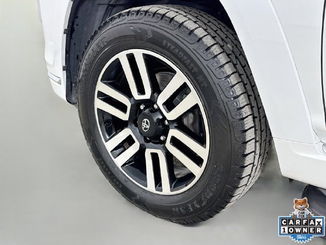 Used 2024 Toyota 4Runner Limited AWD/4WD image 34
