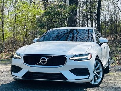 Used 2020 Volvo S60 T5 Momentum
