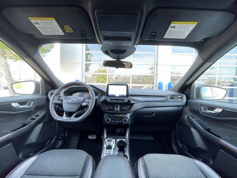 Used 2023 Ford Escape ST-Line image 29