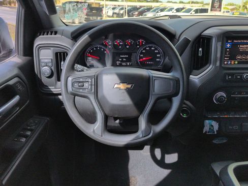 Used 2022 Chevrolet Silverado 1500 Custom RWD image 13