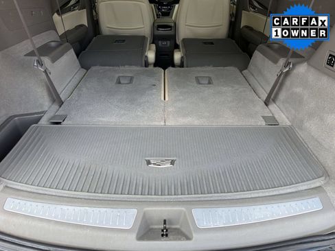 Used 2022 Cadillac XT6 Premium Luxury w/ Technology Package FWD image 26