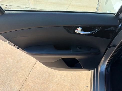 Used 2022 Kia Forte GT w/ GT2 Package FWD image 15