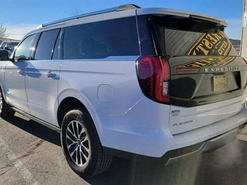 Used 2025 Ford Expedition Max Platinum image 7