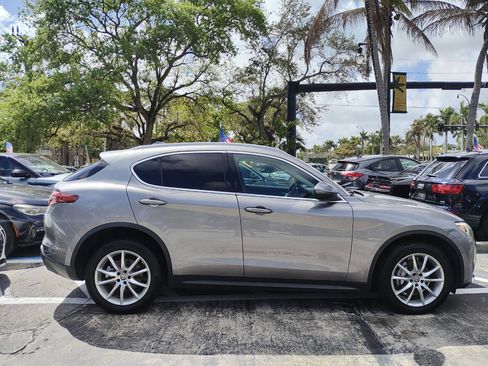 Used 2018 Alfa Romeo Stelvio Ti image 12