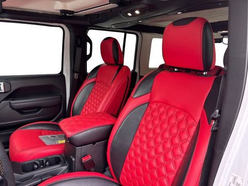 Used 2024 Jeep Wrangler Unlimited Sport AWD/4WD image 9