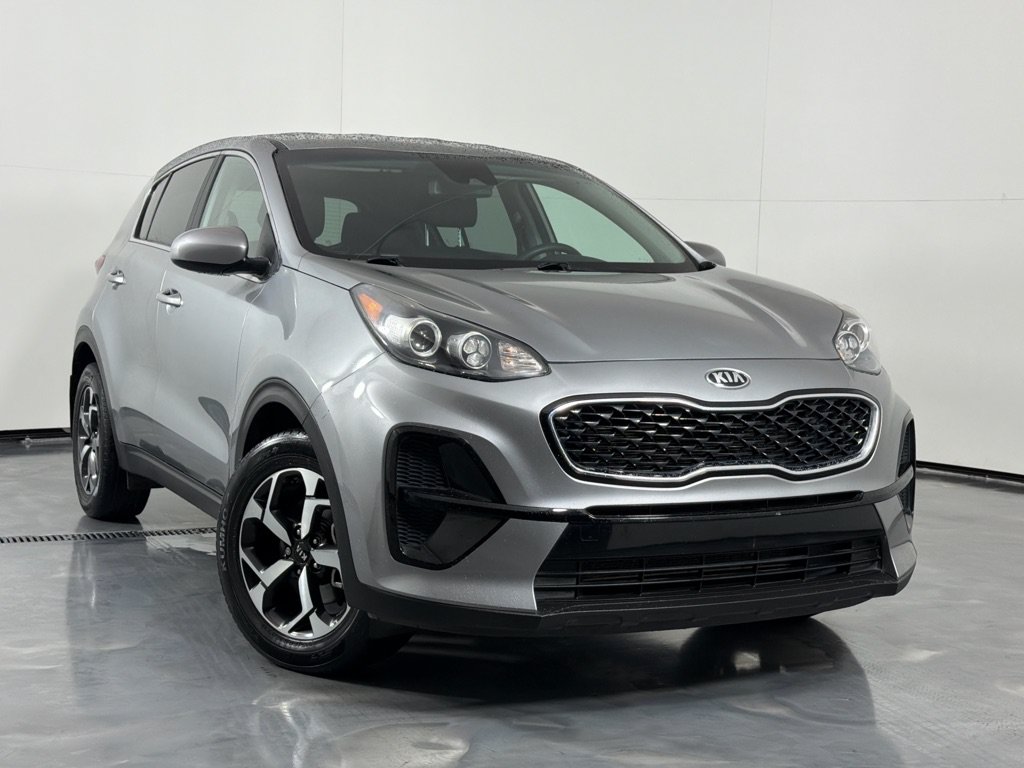 Used 2022 Kia Sportage LX FWD image 2