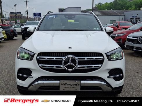 Used 2025 Mercedes-Benz GLE 350 4MATIC image 3