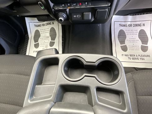 Used 2022 Chevrolet Silverado 1500 Custom image 10