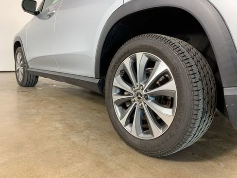 Used 2022 Mercedes-Benz GLE 350 4MATIC w/ Premium Package image 15