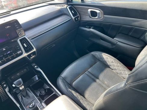 Used 2021 Kia Sorento SX Prestige image 13