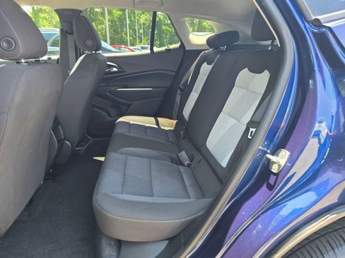 Certified 2024 Chevrolet Trax LS w/ LS Convenience Package FWD image 25