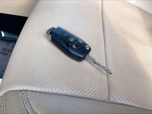 Used 2017 Ford F250 Lariat w/ Lariat Value Package image 36