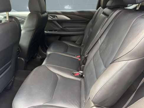 Used 2018 MAZDA CX-9 Touring FWD image 23