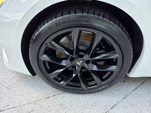 Used 2022 Tesla Model S AWD/4WD image 6