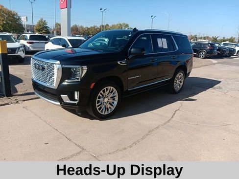 Used 2023 GMC Yukon Denali image 9