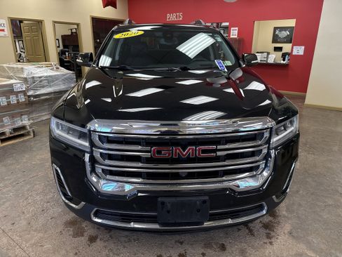 Used 2020 GMC Acadia SLT w/ Driver Alert Package II AWD/4WD image 2