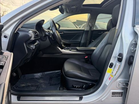 Used 2018 Lexus IS 300 w/ Accessory Package 2 image 47
