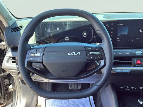 Certified 2025 Kia K4 EX FWD image 19