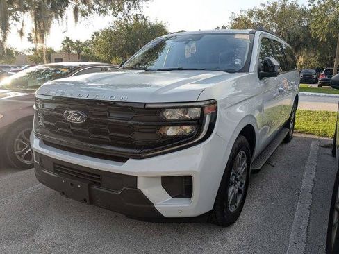 Certified 2025 Ford Expedition Max Active AWD/4WD image 2