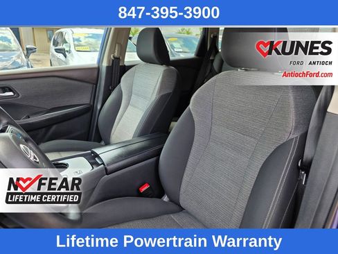 Used 2023 Nissan Rogue SV FWD image 16