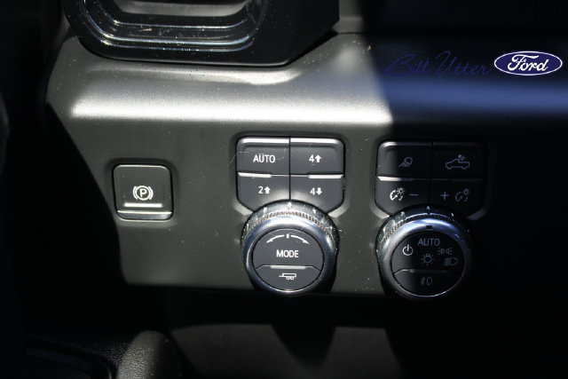 Used 2024 GMC Sierra 1500 AT4 w/ Technology Package AWD/4WD image 23