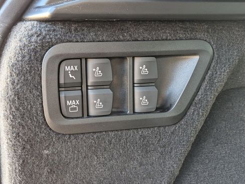 New 2026 BMW X7 xDrive40i w/ M Sport Package image 37