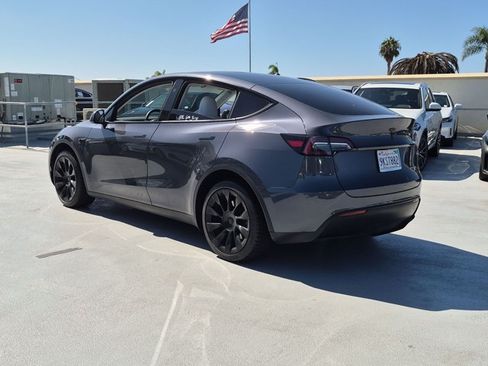 Used 2023 Tesla Model Y Long Range AWD/4WD image 7