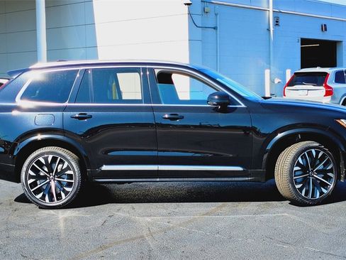 New 2026 Volvo XC90 B6 Plus w/ Protection Package Premier image 2