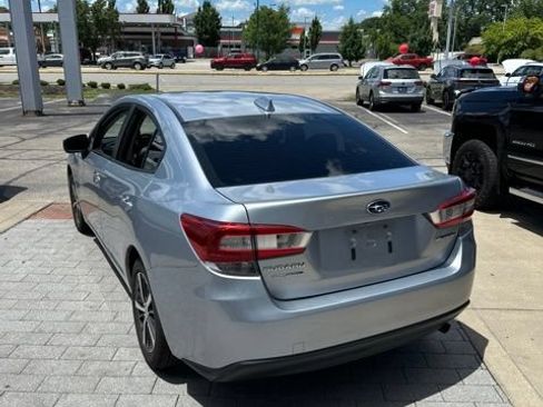 Used 2022 Subaru Impreza 2.0i Premium AWD/4WD image 11