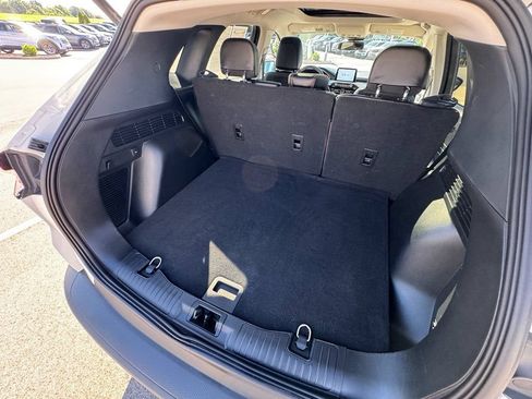 Certified 2021 Ford Escape Titanium w/ Titanium Elite Package AWD/4WD image 19