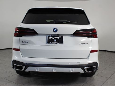 New 2026 BMW X5 xDrive50e w/ M Sport Package image 10