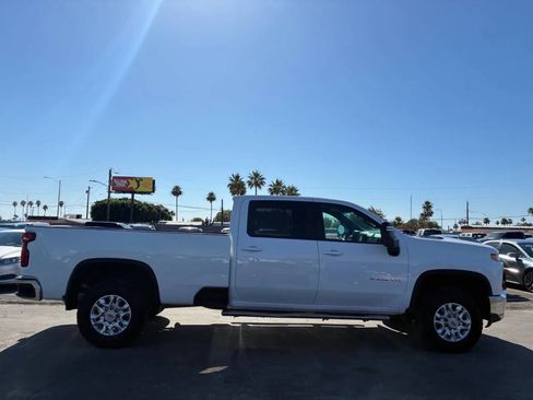 Used 2021 Chevrolet Silverado 3500 LT w/ Convenience Package AWD/4WD image 10