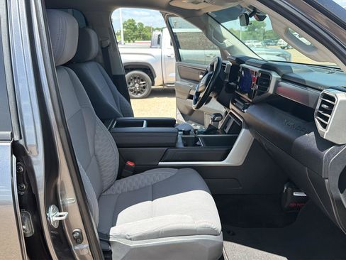 Used 2024 Toyota Tundra SR5 AWD/4WD image 14