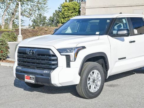 New 2025 Toyota Tundra SR5 image 5