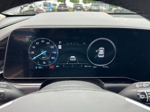 Certified 2025 Kia Niro Wind w/ Wind Preserve Package FWD image 16